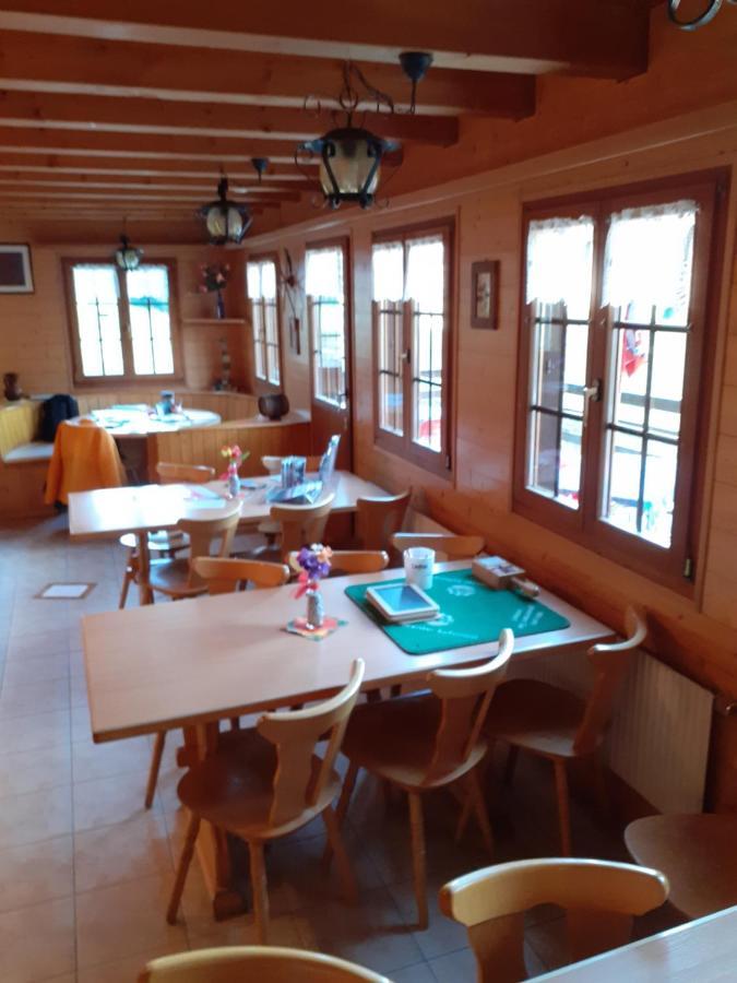 B&B Pension Laerch Obergesteln Екстериор снимка