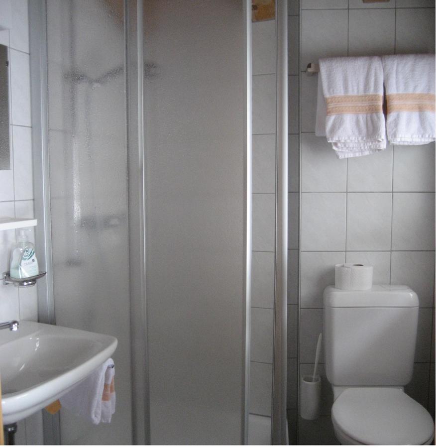 B&B Pension Laerch Obergesteln Екстериор снимка