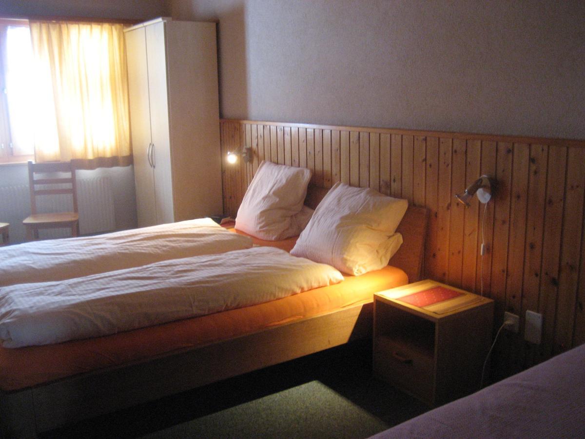 B&B Pension Laerch Obergesteln Екстериор снимка